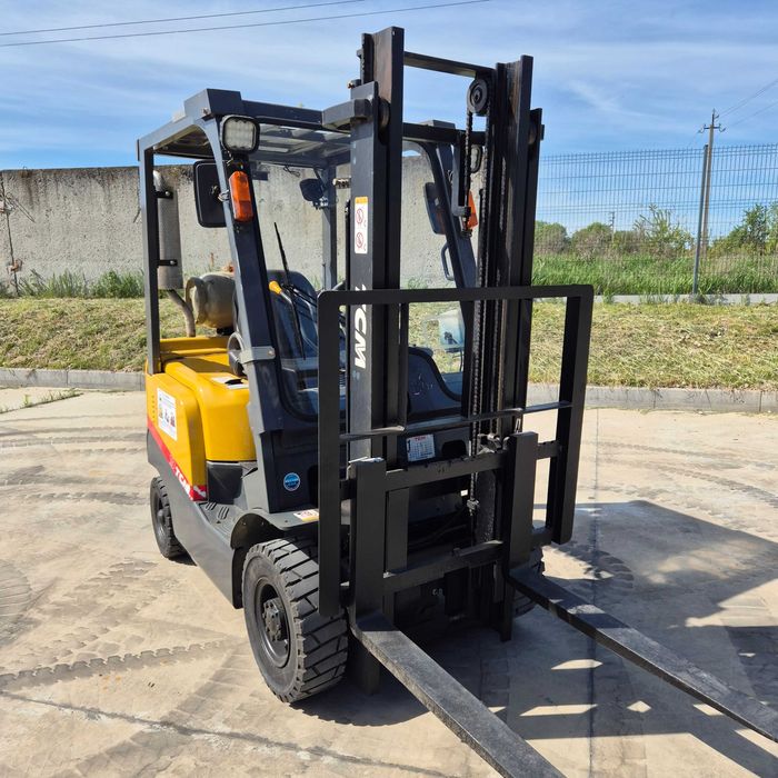 Навантажувач TCM 1,0 тон 2013р