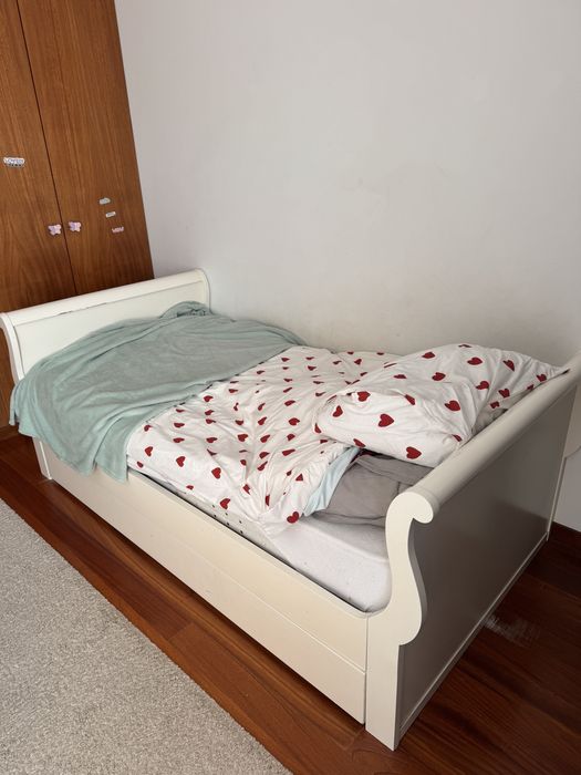 Cama solteiro com gavetao