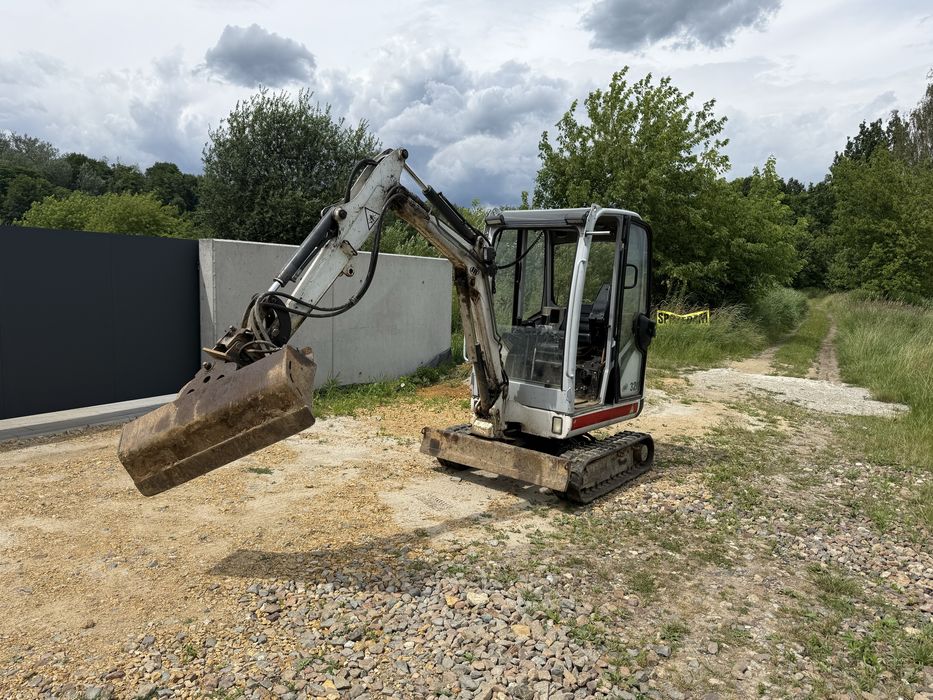 Minikoparka Bobcat 320