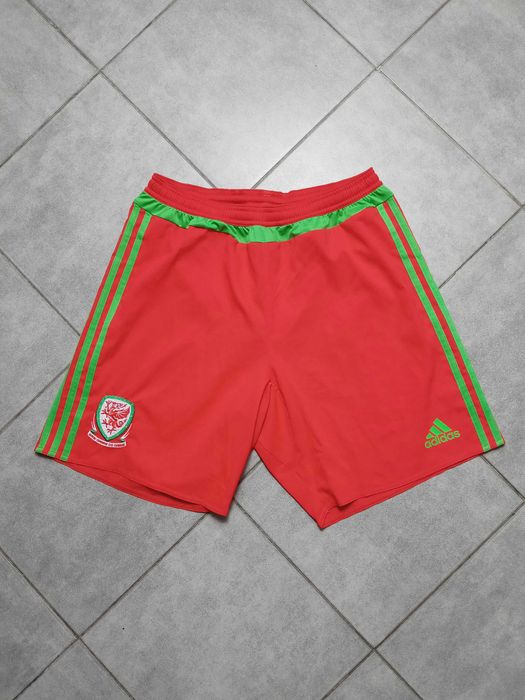Spodenki piłkarskie Adidas 2015-16 Wales - M