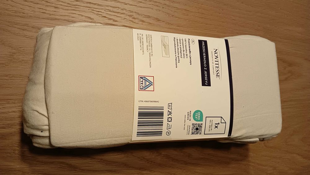 Prześcieradło nowe 140x200 cm