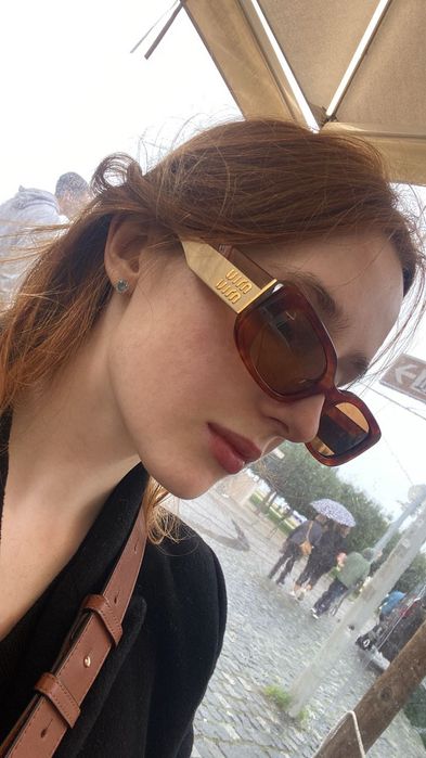 Novos óculos de sol Miu Miu\Miu Miu Sunglasses, old collection.