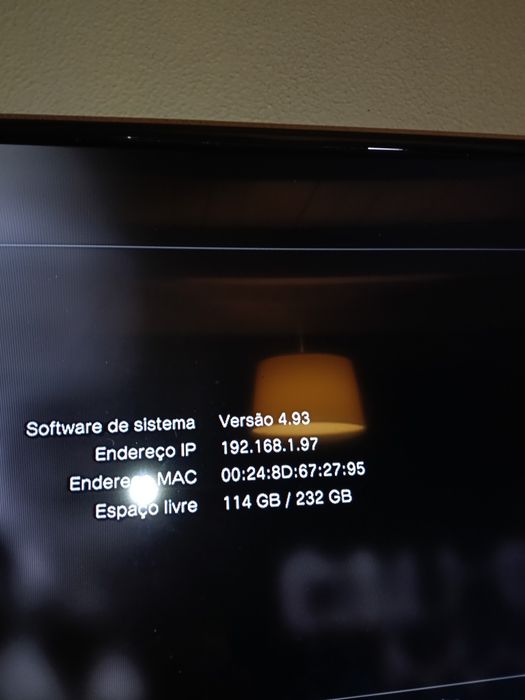 Vendo PS3 slim desbloqueada 256gb