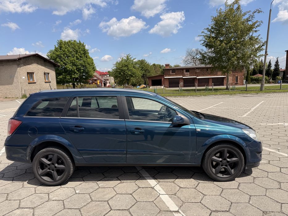 Opel Astra 2008r 1.9cdti