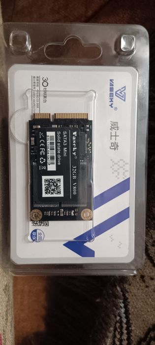 Накопичувач SSD Vaseky об'ємом 32 ГБ.