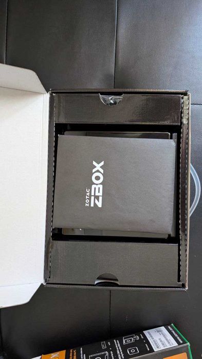 ZOTAC мини-ПК ZBOX AD02 Моноблок