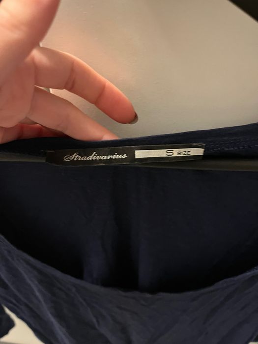 Granatowa koszulka bluzka Stradivarius. Rozm. S.