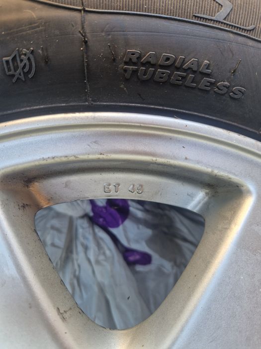 Felgi aluminiowe 15" 5x112 + opony Superior Blue Win HP 195/65 R15