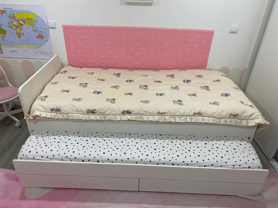 Cama ikea com colchões