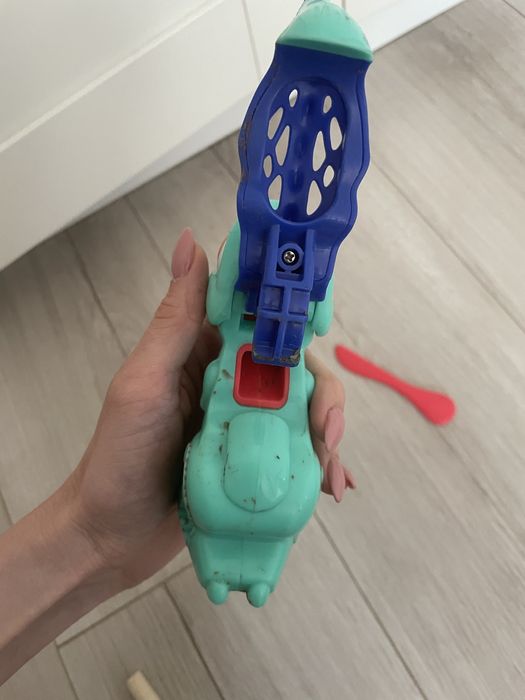 Playdoh dinozaur