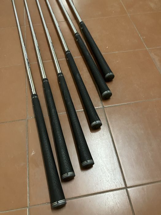 Set Ferros Golfe Callaway Big Bertha (6 Tacos) – Varas Aço Elevate MPH 85 R-Flex