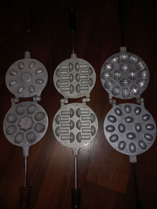 формы для выпечки орешков, грибочков СССР