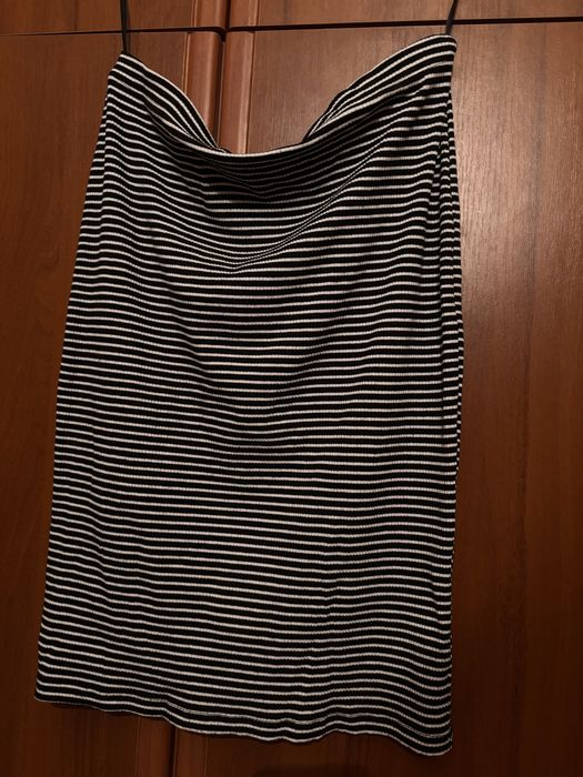 Спідниця середньої довжини