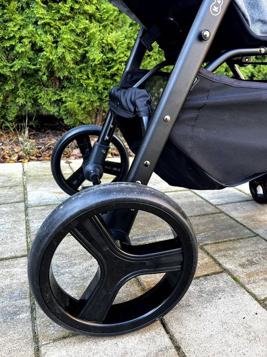 Wózek Kinderkraft Grande Plus do 22kg