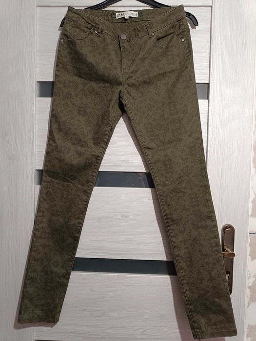 Spodnie damskie 38