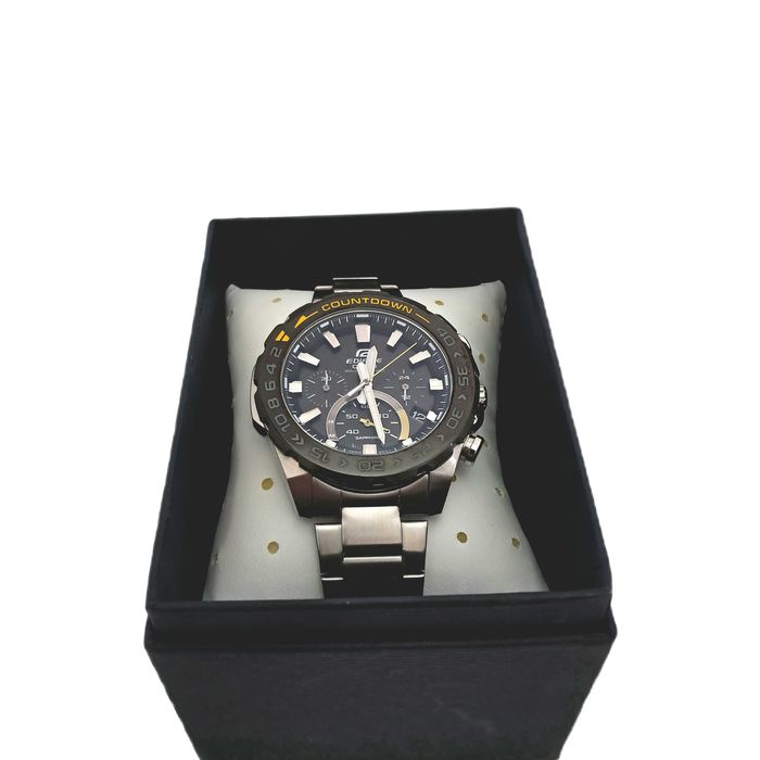 Na sprzedaż używany zegarek męski Casio Edifice EFS-S550