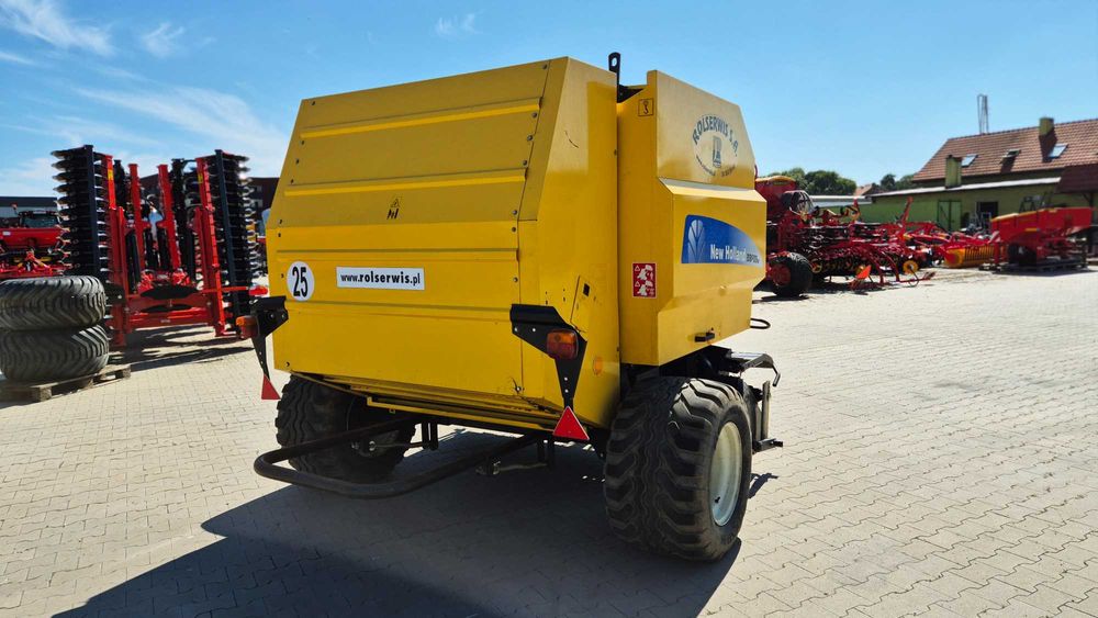 Prasa stałokomorowa New Holland BR6090