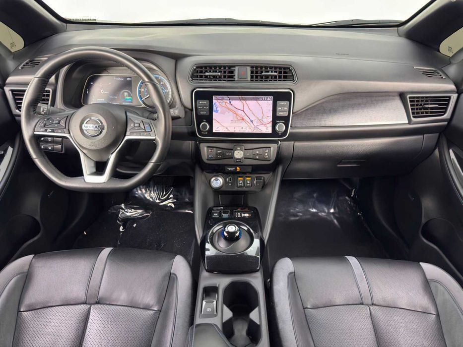 Nissan LEAF SL PLUS      2019