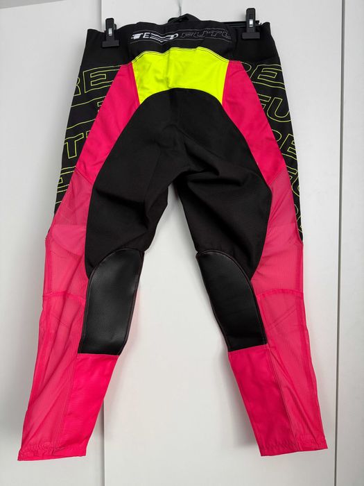 Strój FOX MX 180 Elevated (Black Pink Fluo)(cross,quad,enduto,mtb)