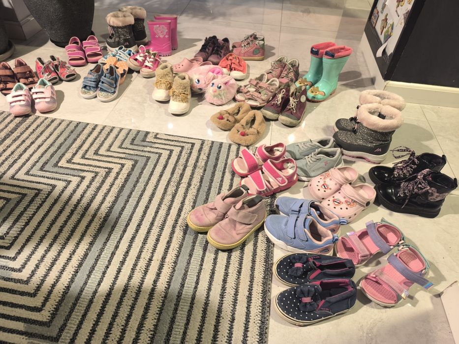 Mega paka butów 30 par Martes, Adidas, Emel, Ecco, Crocs, Fila, buty skóra naturalna rozmiar 22-28