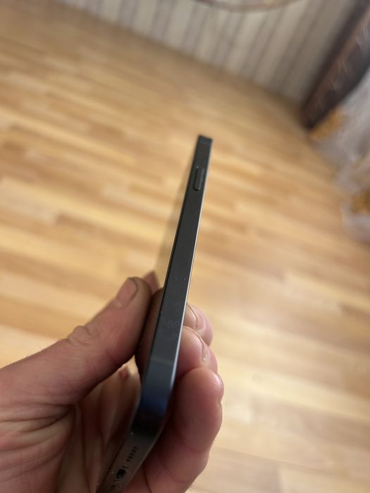 Iphone 12 128gb не працює сенсорний дисплей