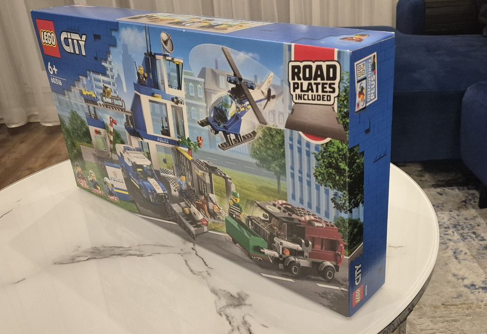 Lego City 60316 Posterunek policji