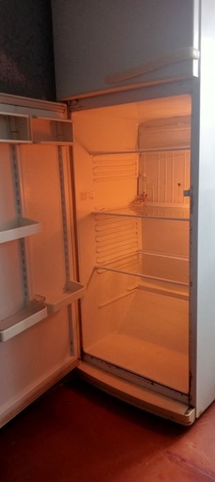 Продам холодильник Минск Атлант.