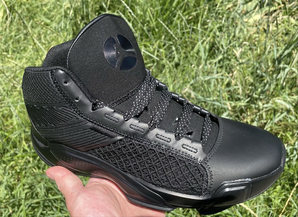 Баскетбольні кросівки Jordan 38 Triple black