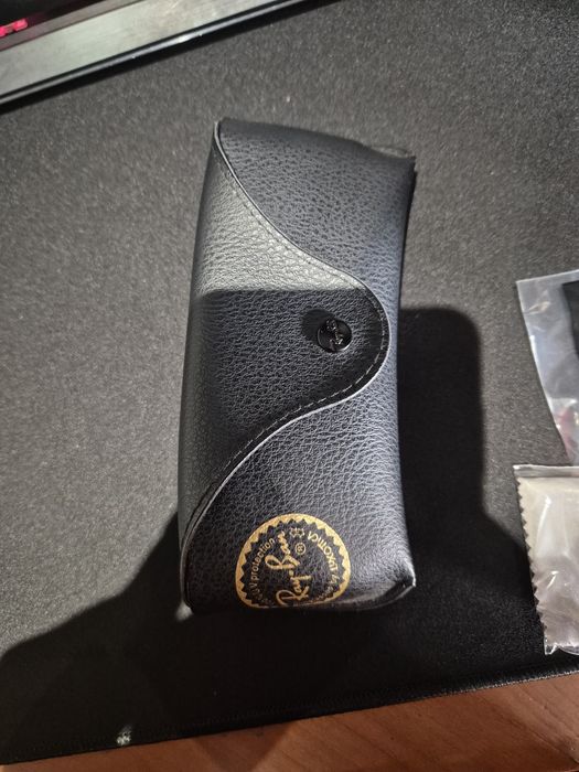Óculos de sol Ray-Ban Wayfarer RB2140 em cor tartaruga (havana), unissex.