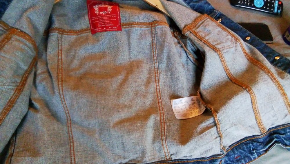 Джинсова жіноча куртка Esprit. Розмір 40.