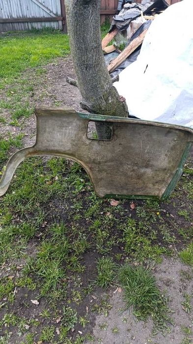 Крилья пластик ВАЗ ссср