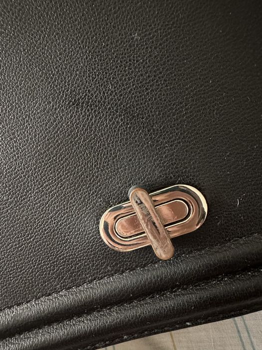 Mala Preta Stradivarius