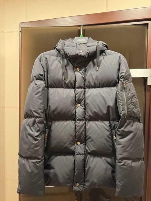 Пуховик Herno,размер 48 в идеальном состоянии