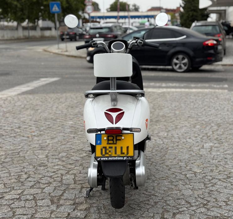 Scooter Yadea M6 100% eletrica - 23