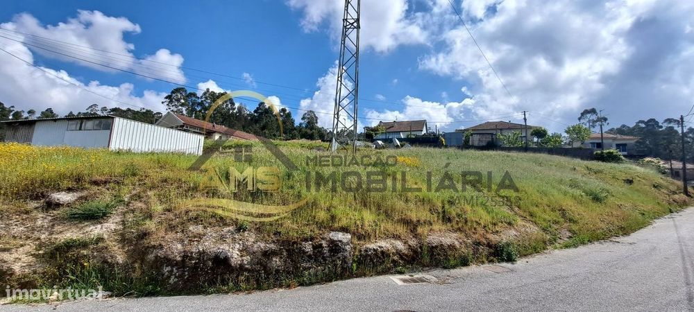 Terreno para construção entre Fafe e Felgueiras — São Martinho (Silvares), Braga