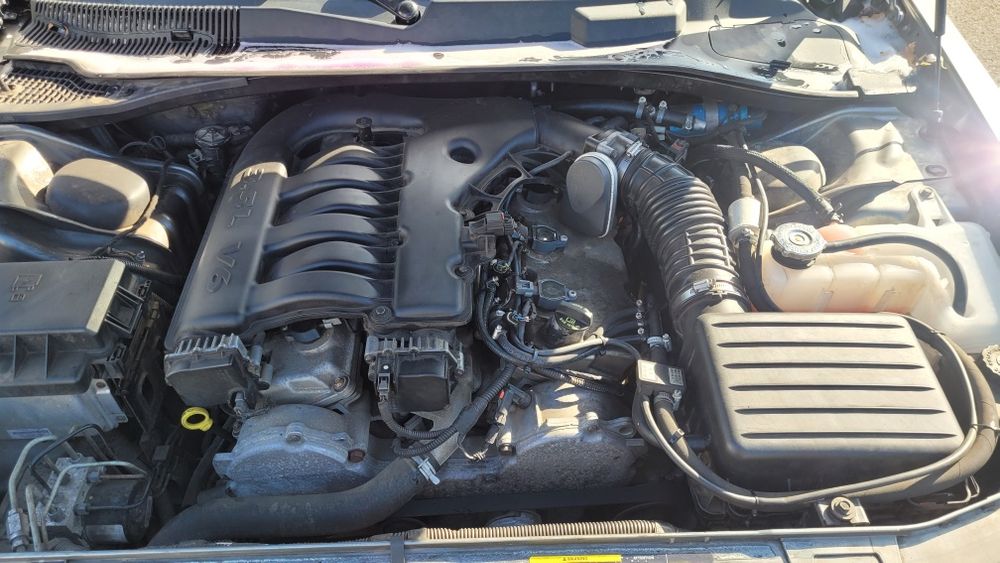 Chrysler 300c AWD kombi 3.5 v6 LPG