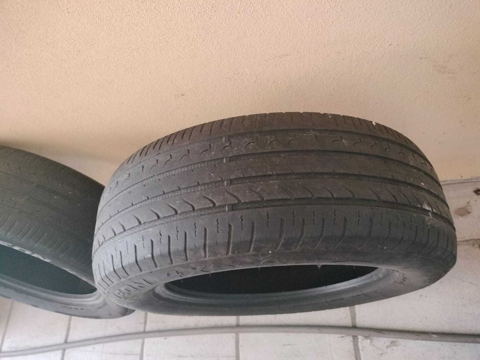 Pneus automóvel