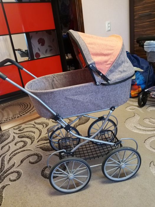 Продам коляску для ляльок, ціна 1250