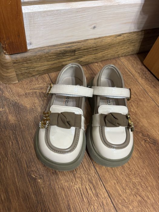 Туфлі, мешти для дівчинки розмір 26