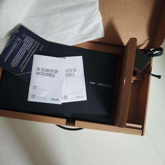 Asus vivoBook15  Nowy !