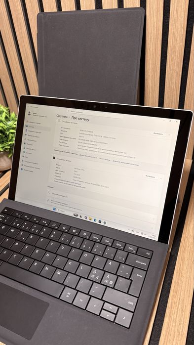 Продам Планшет Microsoft Surface Pro 5 1796 Intel Core m3-7Y30