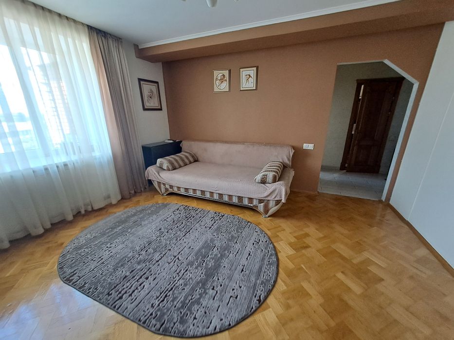 Терміново! Продаж 3к квартири 94.4 кв. м на вул. Лозовецька