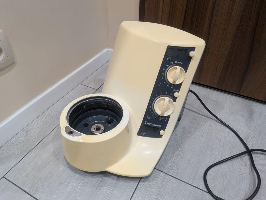 Vorwerk thermomix tm 21 - na części - uszkodzony