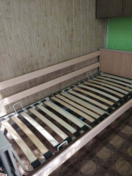 Łóżko rehabilitacyjne elektryczne.