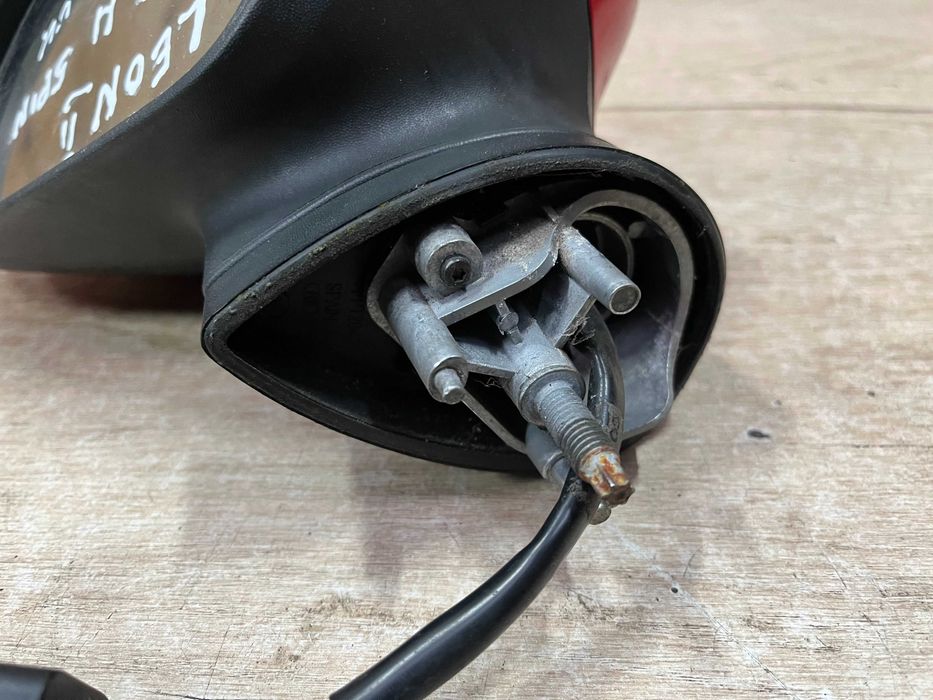 Lusterko boczne lewe Seat Leon II kolor ls3h