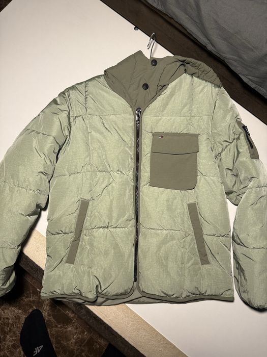 Продам, пуховик tommy hilfiger, 12Y хлопчик, як новий, після хім чистк