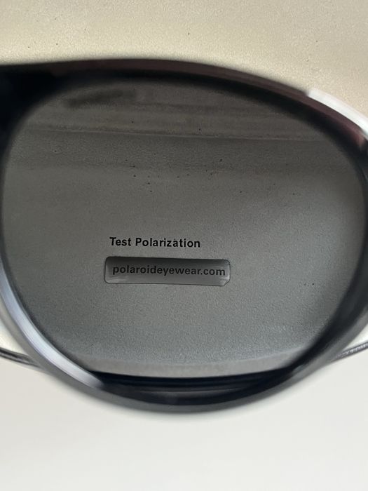 POLAROID okulary przeciwsłoneczne polaryzacja P8332 A czarne etui unisex