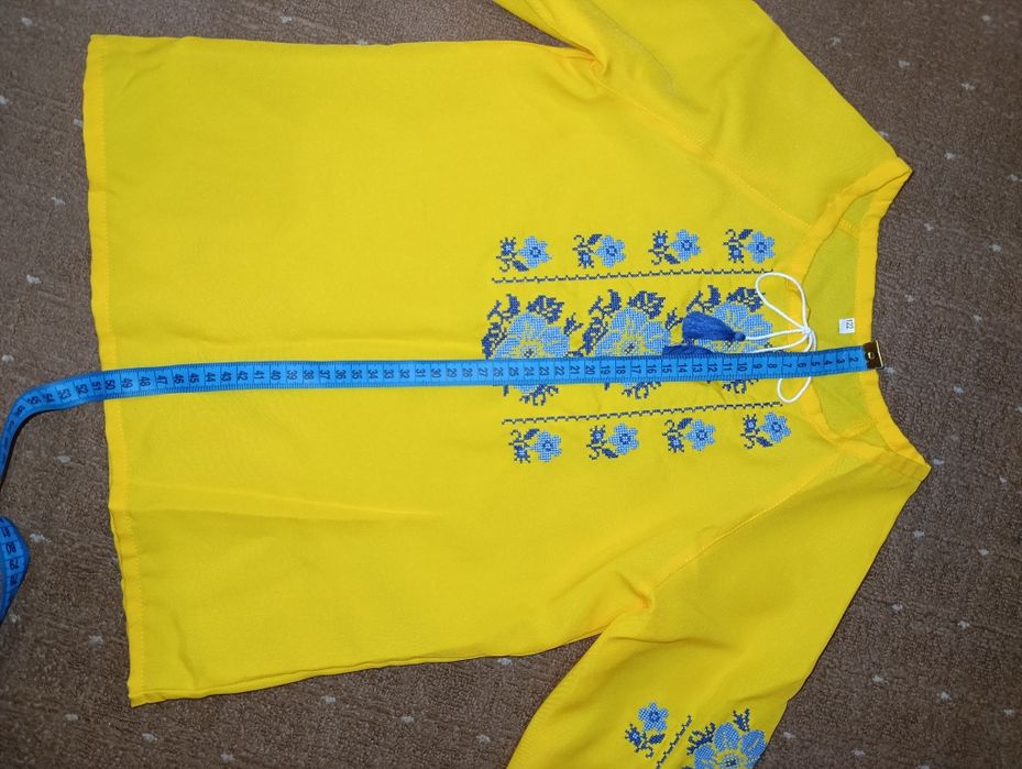 Дитяча вишиванка