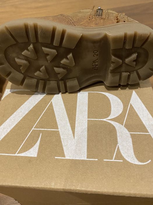 Botas em pele menina ZARA