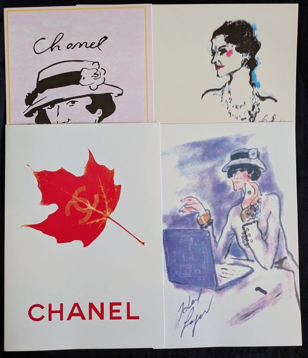 Coleção de 3 cartões da coleção Chanel, desenhado por Karl Lagerfeldl, com capa.